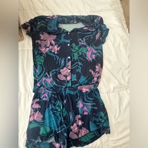 Stars above sleep set